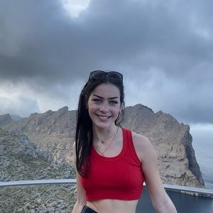 Meet your Posher, Grace